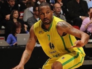 Zach Moss se incorpora al Melilla Baloncesto