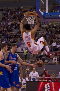 Augusto Lima amplía su compromiso con Unicaja