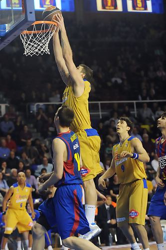 Asselin vuelve a casa para fortalecer el juego interior de Assignia Manresa