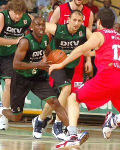 Nosotros pensábamos que ellos (Lagun Aro Bilbao) iban a salir a tope