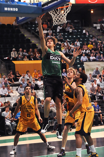 Barcelona Regal oficializa su interés por Marko Todorovic presentando una oferta por el montenegrino