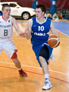 VBC11, Estadísticas finales: Invernizzi y Della Valle dominan entre una gran hornada de pívots del 94