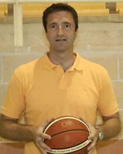 Quini García se incorpora al proyecto de Santa Pola y Javier Simón vuelve a Madrid