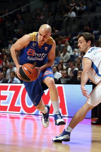 Albert Oliver retorna a sus orígenes verdinegros