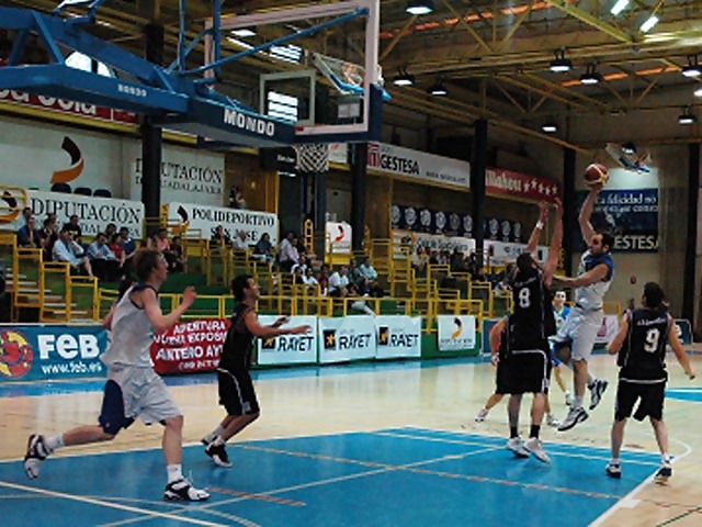Crónicas Semifinales: Prat-Joventut y Grupotel.com disputarán la próxima edición de la LEB-2