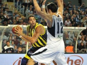 Zoco Europeo: El agente de Spanoulis niega que vaya a salir de Olympiacos. Principio de acuerdo entre Hawkins y Fenerbahce. Andre Smith, otro que emigra a Rusia. Sean May, a París. Y mucho más