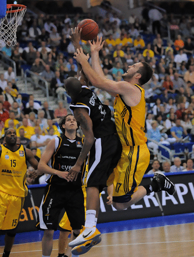 Liga Alemana (J34): finaliza la liga regular con Brose Baskets como gran favorito, Eisbären como invitado a los playoffs de última hora y Mitteldeutscher perdiendo la categoria. ¡Raduljica, MVP!