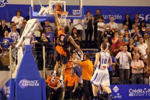 Liga francesa (J28): Limoges, descendido, pero jugará la final de la Copa Francesa contra Chalon; Vichy y Strasbourg, a evitar la otra plaza de descenso, y se cuestiona la formación de los jóvenes