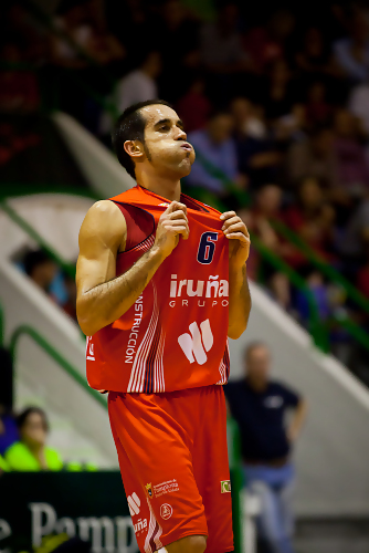 Romà Bas, nuevo fichaje de Lucentum Alicante para la temporada 2012-13