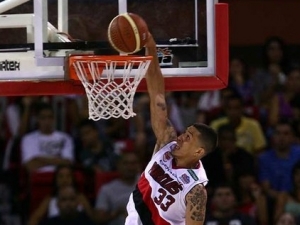 Otras Ligas: Christian Dalmau y PJ Ramos lideran a Vaqueros y Piratas en Puerto Rico. En Venezuela brilla el exMelilla Robert Glenn, entrenado por Iván Déniz