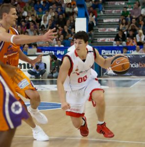 San Miguel y Markovic, dos bases de futuro para el PE Valencia