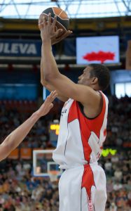 Àlex Llorca, Dani López y Larry Lewis no renuevan en Manresa