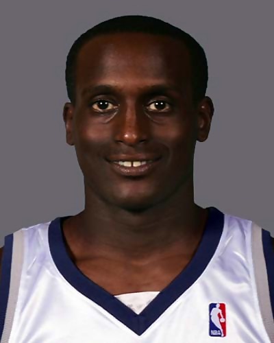 Los Raptors de Calderón buscan otro base a cambio de su Número 1 del Draft