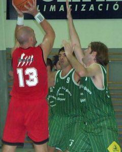 Paco Zapata se retira de la práctica profesional del baloncesto