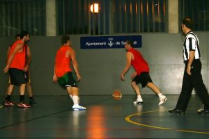Cuartos de final en la Solobasket.com Sabadell League: Román Montañez, 30 puntos, vini vidi vinci con St. Nicolau y cómodo triunfo de Dteam