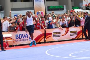 Dwight Howard llega a Málaga de la mano del WOB ¿Quieres estar con esta megaestrella de la NBA?