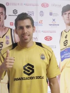 El CB Canarias ficha al base Adrián Fuentes