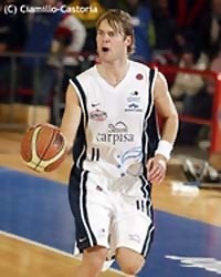 Pamesa Valencia cierra el fichaje del escolta Jon Stefansson