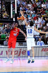 Eurobasket U20 (J6): España se complica la vida ante Italia, pero gana y se enfrentará a Letonia en cuartos. Aldemir (Turquía) recoge ¡25 rebotes! ante Alemania