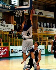 David Martínez da el sí al CB Prat