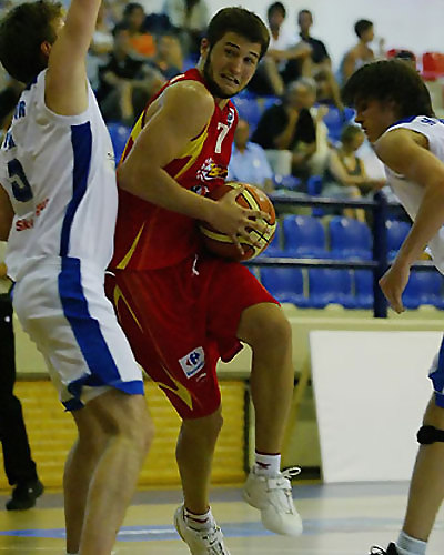 CB. Hospitalet: Hombre a hombre