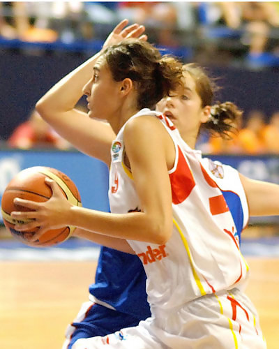 España de Oro tras lograr el título continental, venciendo por 78-74 a Serbia y Montenegro