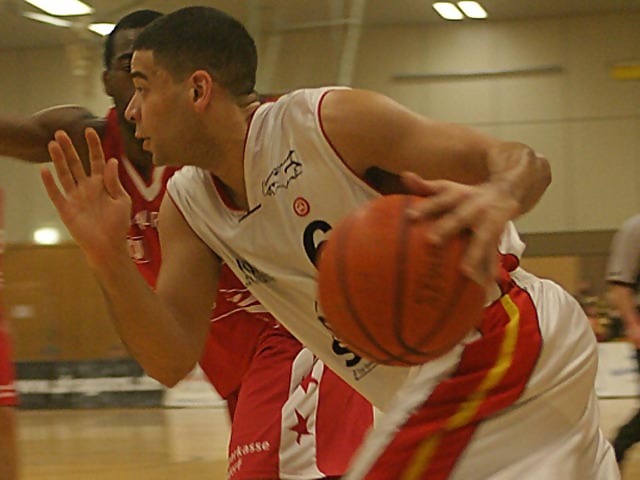 Nick Moore se incorpora a las filas de Beirasar Rosalía