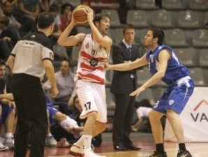 Marc Rubio seguirá enchufando triples en el Barris Nord