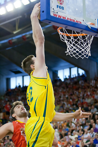 ¿Qué busca Gregg Popovich en Aron Baynes?