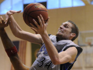 Bryan LeDuc, primer fichaje extracomunitario de Oviedo Club de Baloncesto