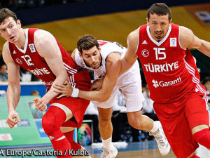 Apagón histórico y derrota ante Turquía, borrón de España para acabar la primera fase