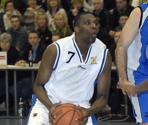 Plasencia Extremadura incorpora a Clayton Longmire