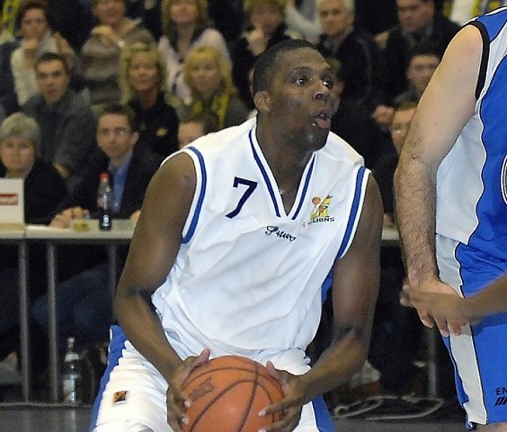 Plasencia Extremadura incorpora a Clayton Longmire