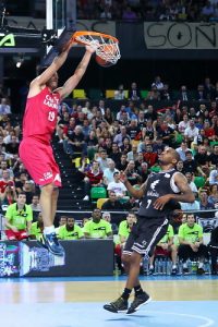 Supercopa Liga Endesa: El “Efecto Miribilla” no puede con el acierto exterior de Caja Laboral (14/22 T3)