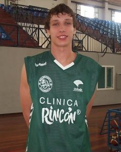 Pavel Ermolinski, cedido a KK Basketball Reykjavik; Roger Fornas firma su rescisión con Cáceres 2016