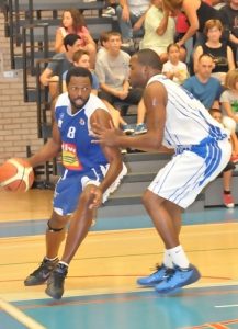 Eddie Cage regresa a Planasa Navarra para ocupar el hueco de Volkus