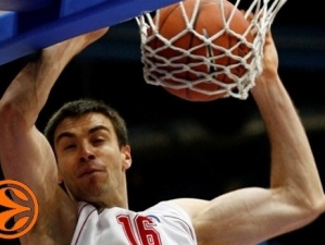 Oliver Stevic refuerza a Bizkaia Bilbao Basket en el inicio de temporada