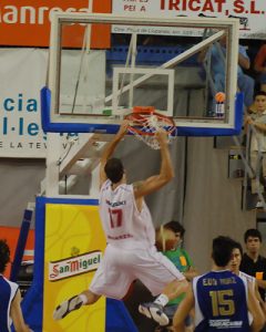 Josh Asselin firma dos temporadas con Ricoh Manresa y podria obtener la nacionalidad