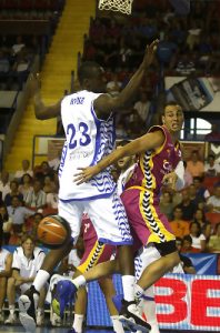 La otra estadística en la Liga Endesa (J2): Víctor Claver, eficacia en ataque. Carl English, máxima productividad en la pista