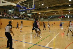 Adecco Plata J2: Tenerife Baloncesto sigue firme en la liga en la que el Barça Regal B aspira a convertirse en la gran revelación. Ausina lidera a un Aurtenetxe que sigue sin conocer la derrota