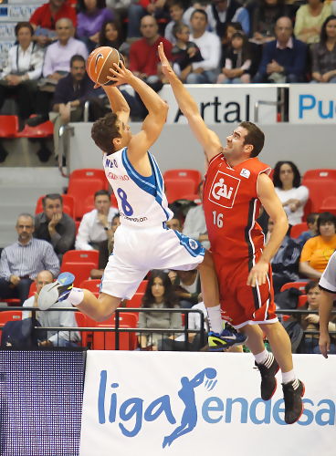 La otra estadística en la Liga Endesa, más/menos de la Jornada 5: de la explosión de Raulzinho Neto, a los intangibles de Almazán, Grimau y Markovic, pasando por el trabajo silencioso de Felipe Reyes