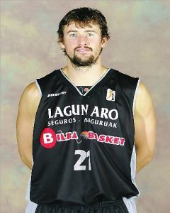 Duro contratiempo para Lagun Aro Bilbao Basket: Rancik dos meses de baja