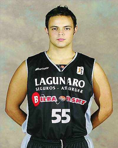 Asier Zengotitabengoa será miembro permanente de la plantilla de iurbentia Bilbao Basket la próxima temporada