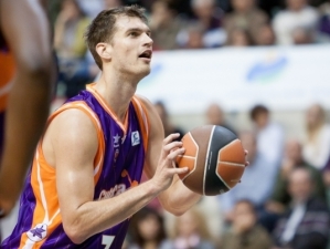 Splitter vuelve a brillar ante un Assignia Manresa que murió en la orilla