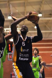 Mamadou Diarra deja Oviedo Baloncesto