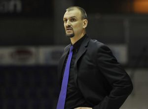 Zan Tabak, la apuesta de Querejeta para el banquillo de Caja Laboral