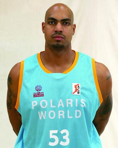 Fizer fue operado y estará cuatro semanas de baja