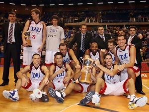 Tau Baskonia. ACB Y Euroliga entre ceja y ceja