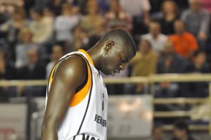 Eurochallenge (J5): El EWE Baskets de Hansbrouck, Chubb y Majstorovic se destaca a costa del Fuenla