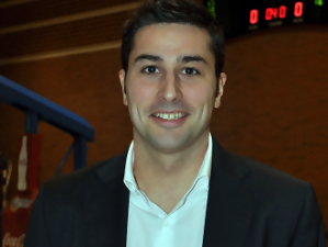 Iurgi Caminos se ganó su renovación para dirigir el Iraurgi SB. Incluye entrevista